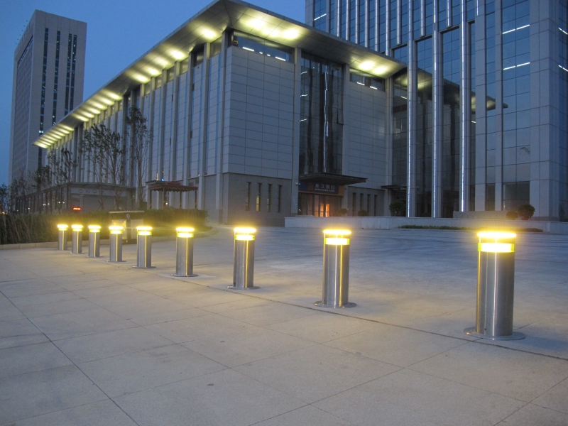 illuminated Post Bollard 