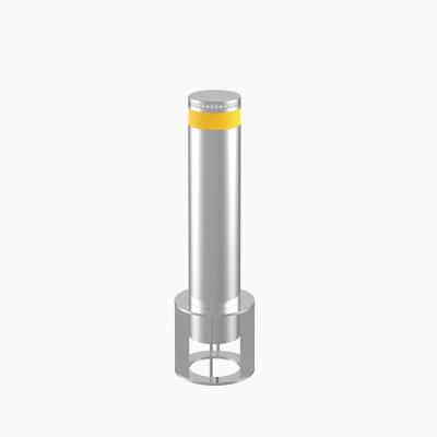 Fixed bollard, Movable bollard